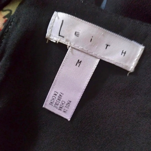 Leith Short Sleeve Floral mini dress, size Medium - Picture 7 of 8